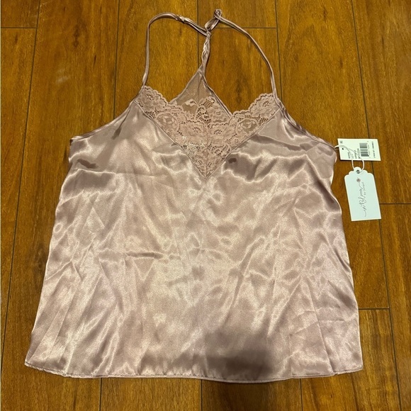 In Bloom Other - In bloom woman sleepers
